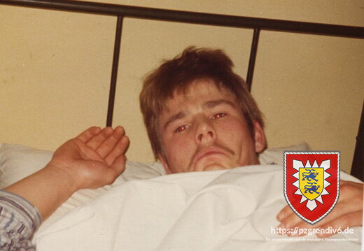 Im Bett (4)