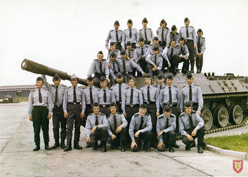 1971---PzJgKp-160-211295849