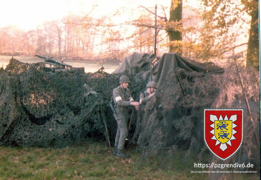 Nov77 Frischer Wind KpTrp tarnt