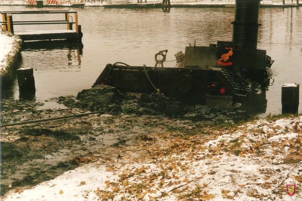 1985-11 Unterwasserfahrt Elbe-Luebeck-Kanal 2