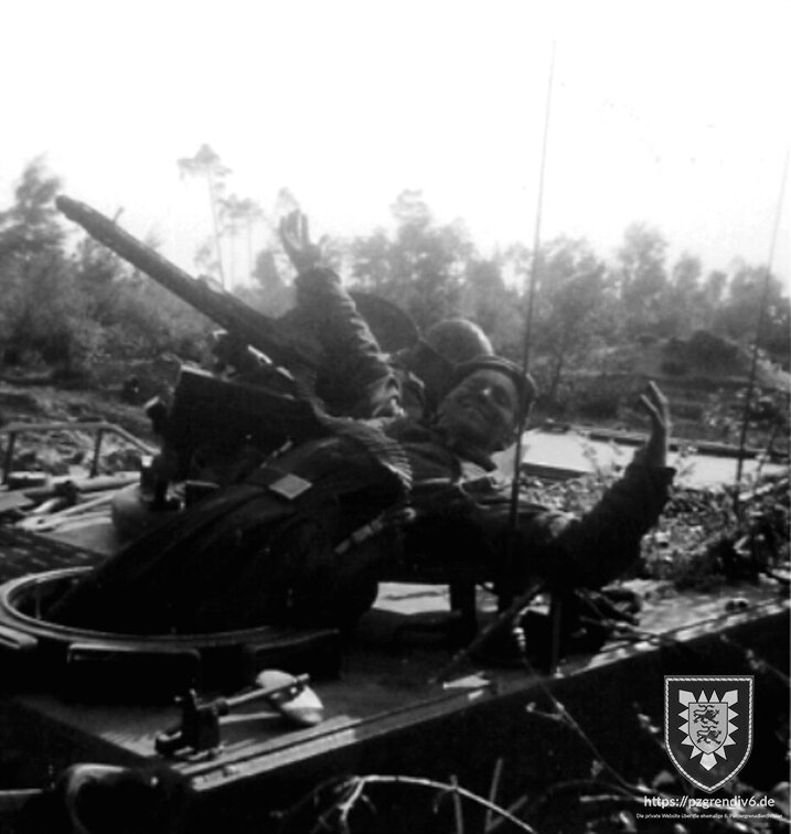 1967 Kommandant und Fahrer mit MTW bei Uebung 