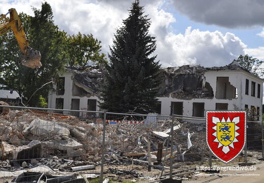 2011-08-19 - Abriss (1)