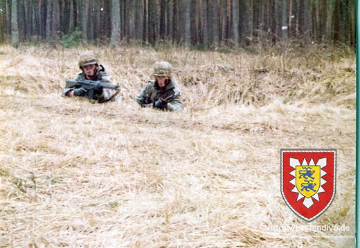 1975 01 Ausbildung Gelaende 07
