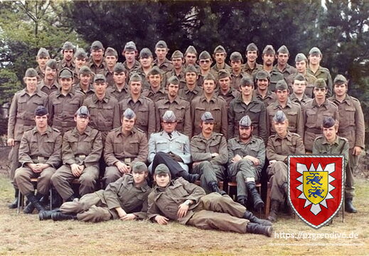 1974 04 Grundausbildung Ploen 01