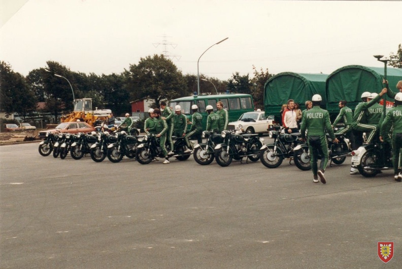 1984 BBK Vorfuehrung Polizei 4