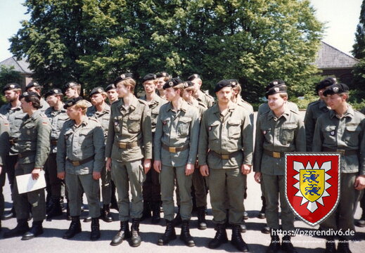 1989 - Goltz-Kaserne - Btl-Appell nach der TUP C - Auszeichnung durch den BtlKdr (2)
