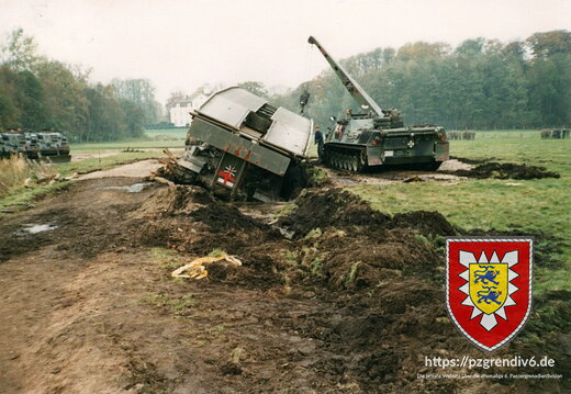 1988-11 - Breite Kette - Gut Blumendorf - Bergung eines BPz PzPiKp 170 durch das PzBtl 174 InstZg aus dem Moor (4)