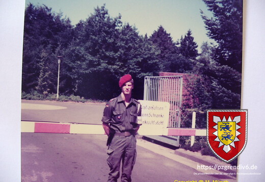 Aug 1982-11