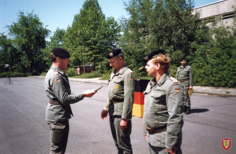 1989 - Goltz-Kaserne - Btl-Appell nach der TUP C - Auszeichnung durch den BtlKdr (1)