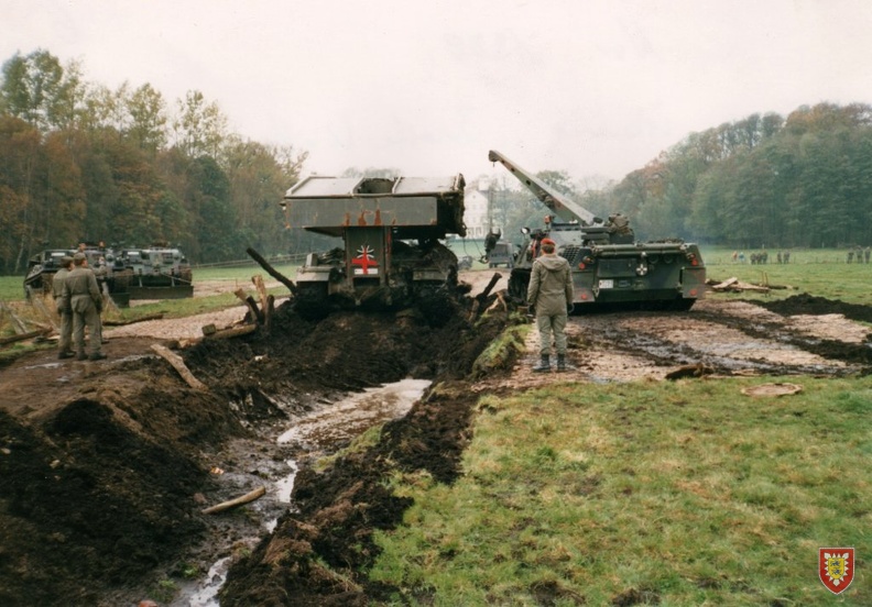 1988-11 - Breite Kette - Gut Blumendorf - Bergung eines BPz PzPiKp 170 durch das PzBtl 174 InstZg aus dem Moor (6)