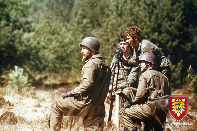 1974 - Richtkreistrupp bei der Arbeit