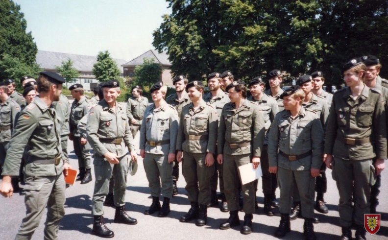 1989 - Goltz-Kaserne - Btl-Appell nach der TUP C - Auszeichnung durch den BtlKdr (4)