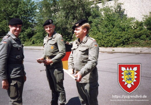 1989 - Goltz-Kaserne - Btl-Appell nach der TUP C - Auszeichnung durch den BtlKdr (3)