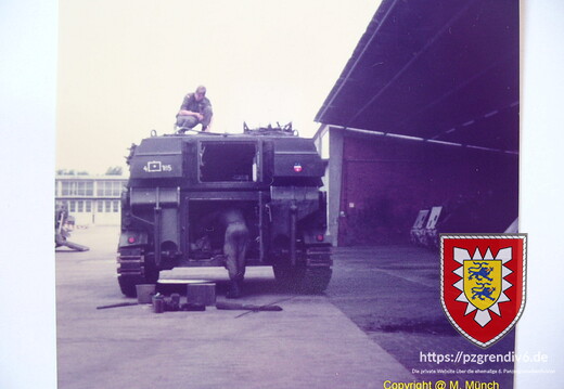 Aug 1982-4