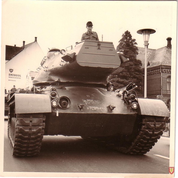 1956-10 - Ueberfuehrung der ersten M47 vom Bahnhof in die Grenzland - Kaserne (2)