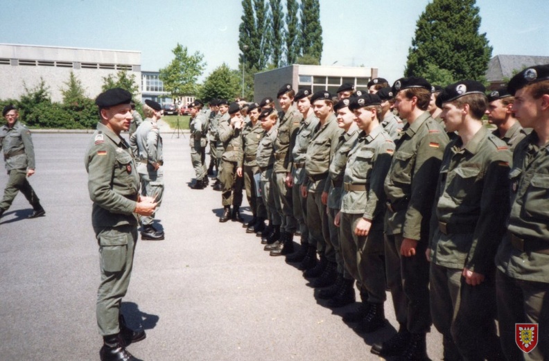 1989 - Goltz-Kaserne - Btl-Appell nach der TUP C - Auszeichnung durch den BtlKdr (5)
