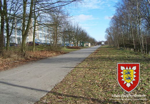 Weg Kaserne Uebungsplatz 1