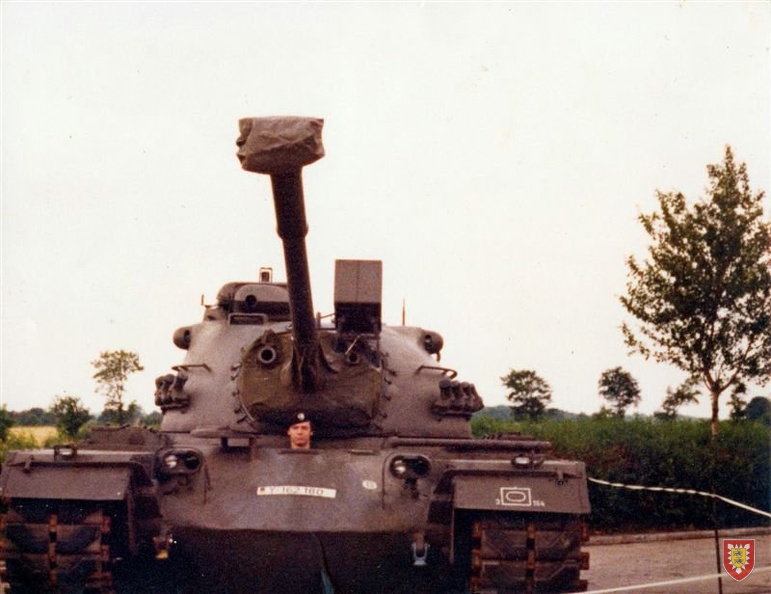 01 - 90 und 105 mm Kanone M48.jpg