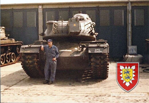 3 164 M48 mit Fahrer1977