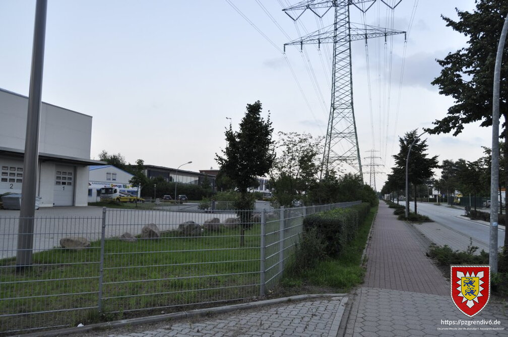 Hoehe alte Sporthalle (7)