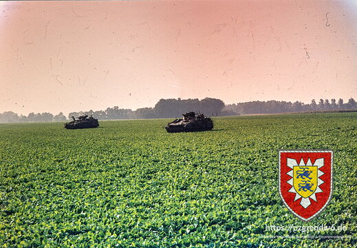 197x-8x - Eike Uebe (Btl-Kdr) 221
