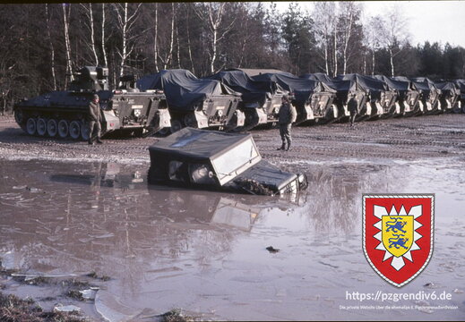 1977-02 - Sennelager 036