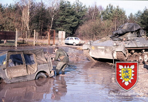 1977-02 - Sennelager 039