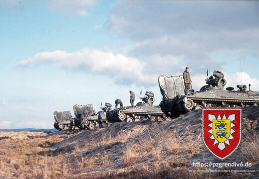 1977-02 - Sennelager 051