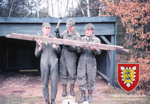 1977-02 - Sennelager 058