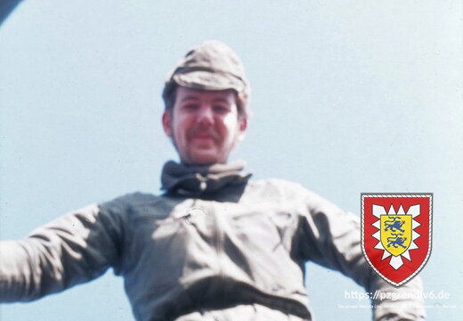 1977-02 - Sennelager 064