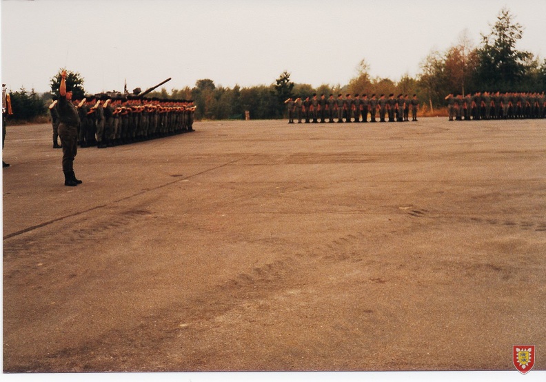 1983-07 Sachsenwald-Kaserne Geloebnis 02