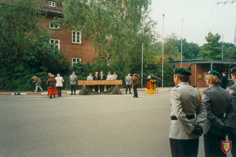 1994-12-11 Übergabe Kaserne 001