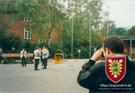 1994-12-11 Übergabe Kaserne 008