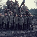 F1000043
