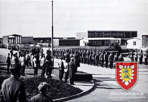 025 12-2 Kdr Wechsel mit Vorbeimarsch in Seeth 1971