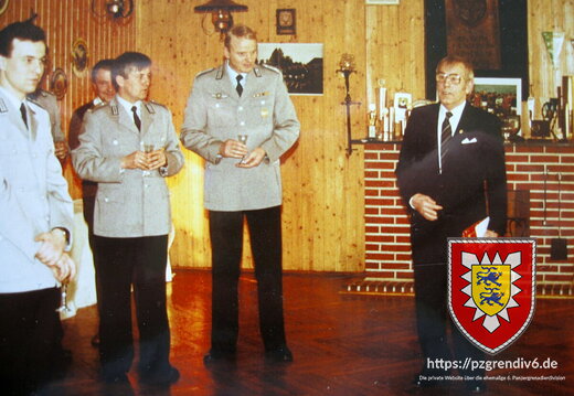 085 Pers Rat Christiansen gratuliert