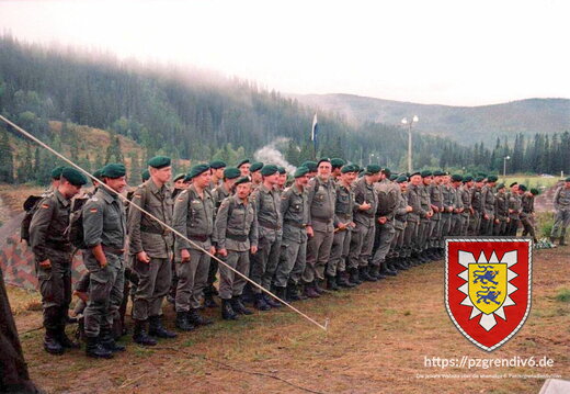 113 Kontrolle Marschgruppe vorm Abmarsch