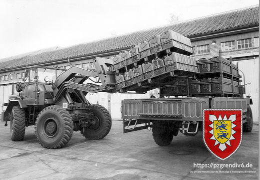 144-3 Umschlag Bst KaPaletten mit FAG