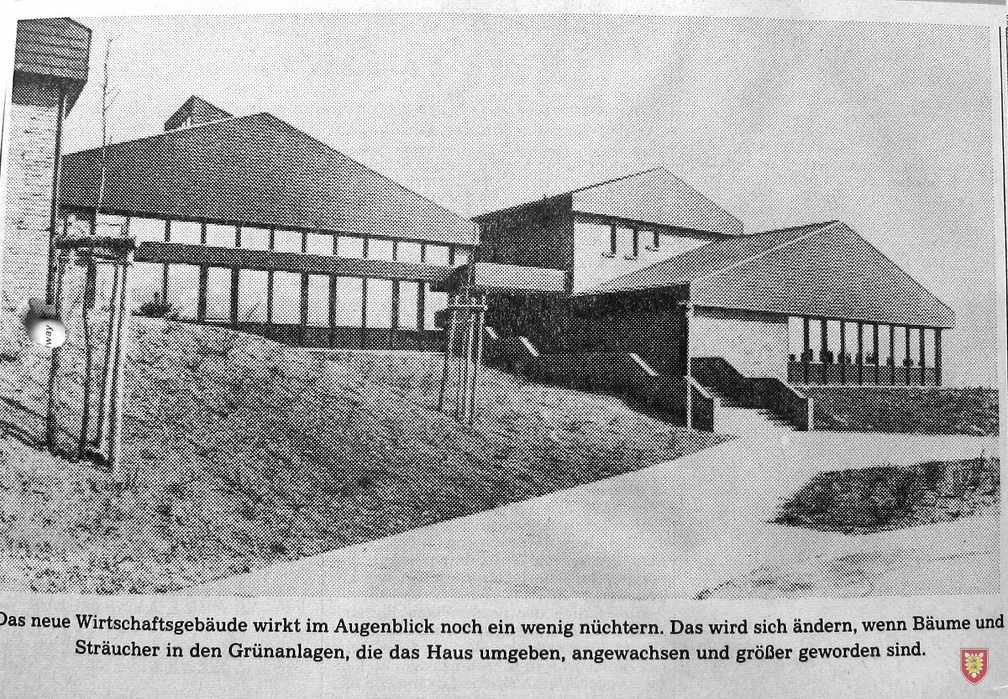 197-1  Neues Wirtsch.Gebäude Kaserne auf d.Freiheit 1982