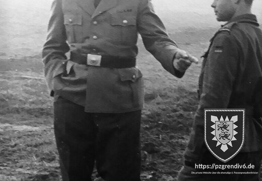 059 - 75-1 Hptm Günther mit Fähnr. von Bredow