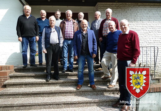 210 - 203-1 GrpBild 4.Treffen