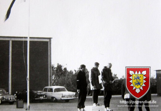 035 014-05 Btl Sp Fest Siegerehrung  Wilckens rechts