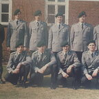 1985-04 - 3 Kp - 3 Zug - 4 Gruppe mit Stuffz Bloch, Frank Wohlers, Stephan Fritz, Marco Kreuzaler, Herbert Block, Dirk Seiffert (oben) Kar
