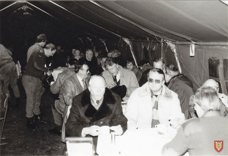 1983-03-21-30 - Munster - Besuch der Nebelwerfer in Munster (3)