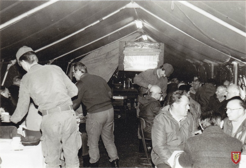 1983-03-21-30 - Munster - Besuch der Nebelwerfer in Munster (5)