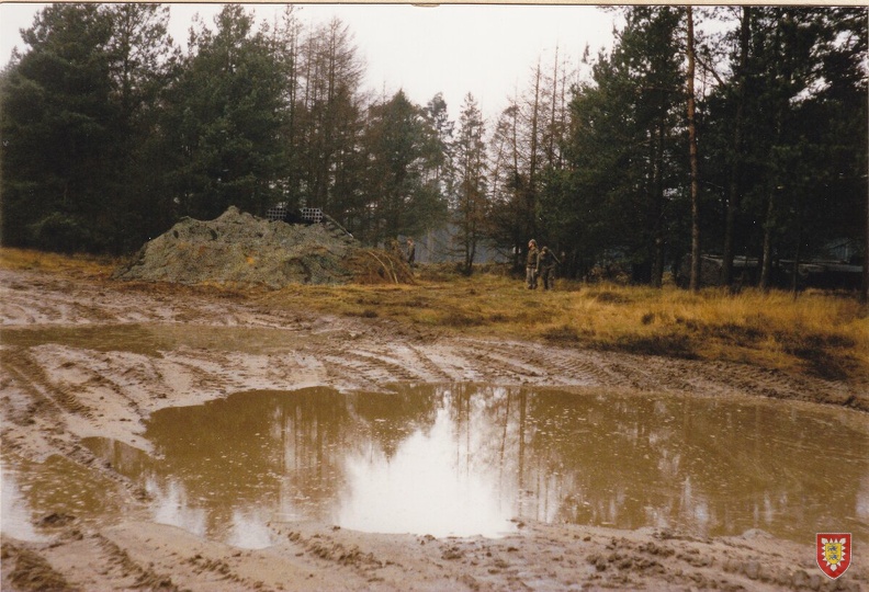 1988 - TrÜbPl Munster - Bauen von Feuerstellungen (22)