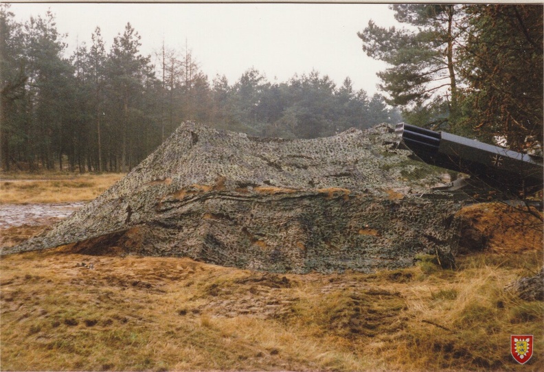 1988 - TrÜbPl Munster - Bauen von Feuerstellungen (14)