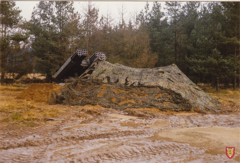 1988 - TrÜbPl Munster - Bauen von Feuerstellungen (11)