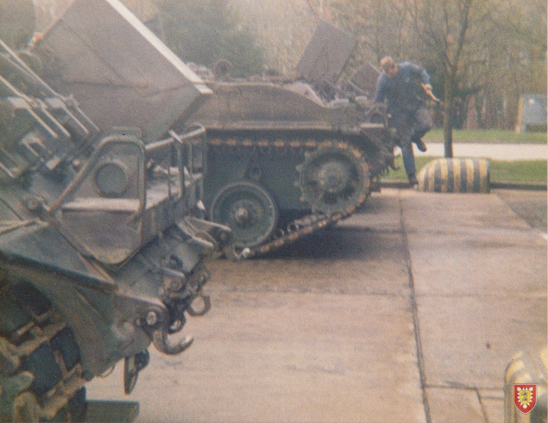 pzjgkp-160-Sachenwald-Kaserne-Elmenhorst--panzerhallen-1988