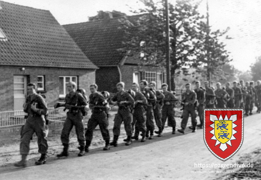 100km Marsch PzGrenBtl 162 0011 a